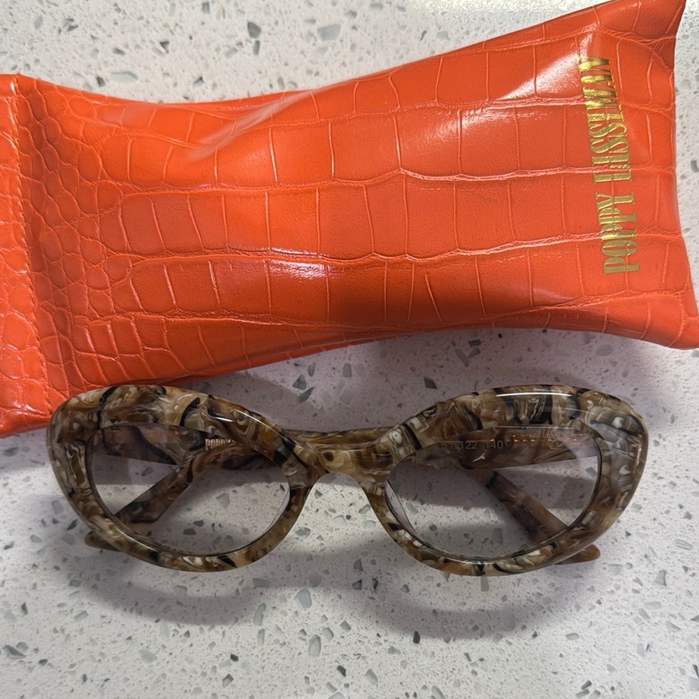 Stylish Brown Sunglasses with Case